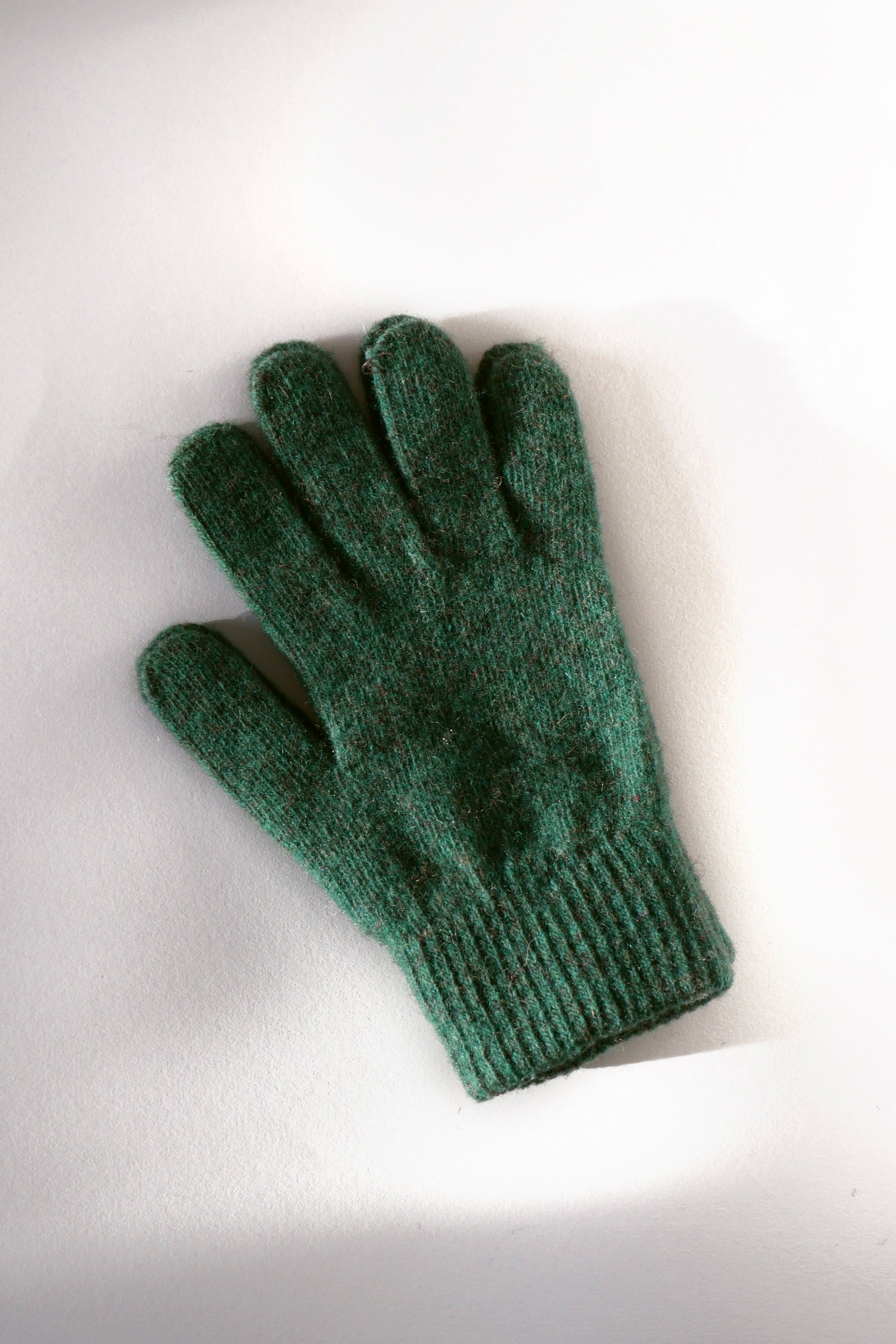 Green wool gloves deals